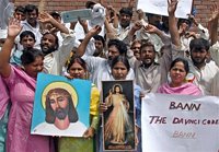 В Пакистане мусульмане убили двух христиан и еще двух тяжело ранили