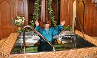 На праздник Крещения Господня в нашей церкви примут крещение более 50 человек из московских церквей